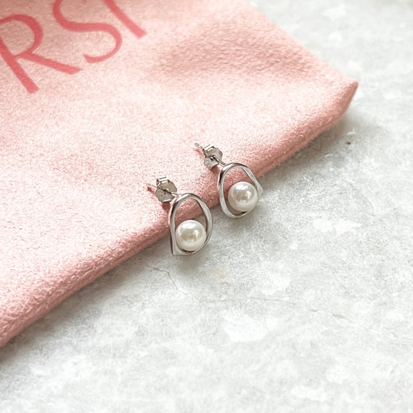 New ORSI Silver Isla Earrings - Picture 2 of 8